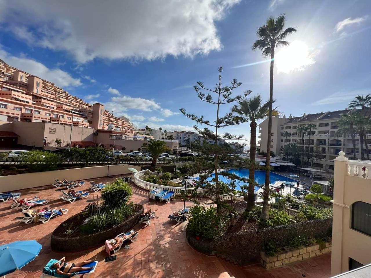 Tenerife Castle Harbour Лос-Крістіанос Екстер'єр фото