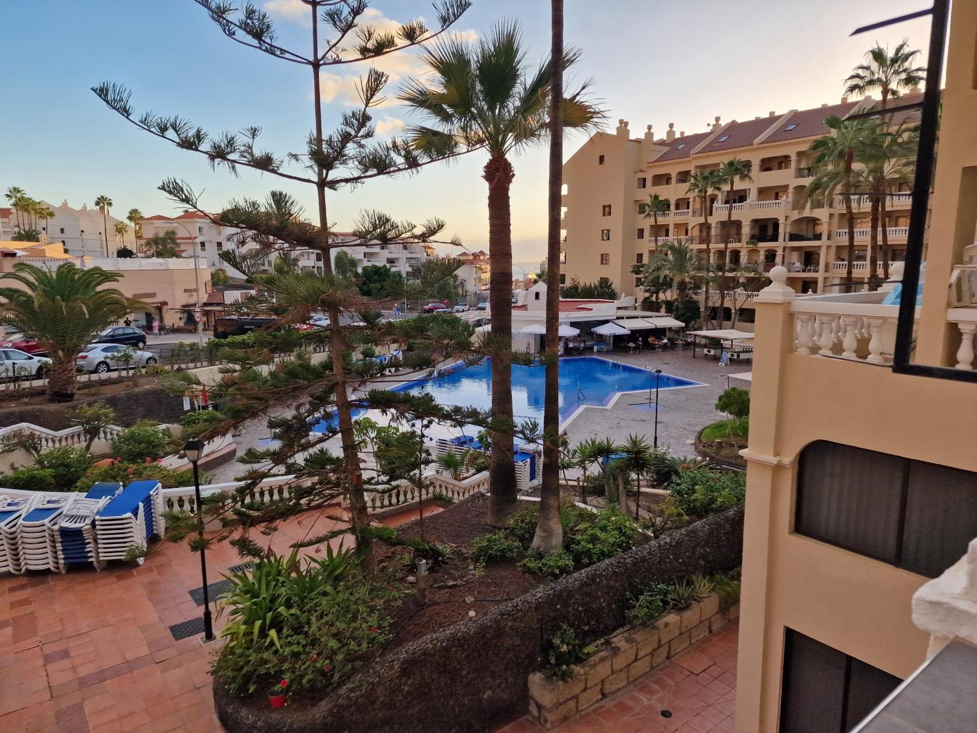 Tenerife Castle Harbour Лос-Крістіанос Екстер'єр фото